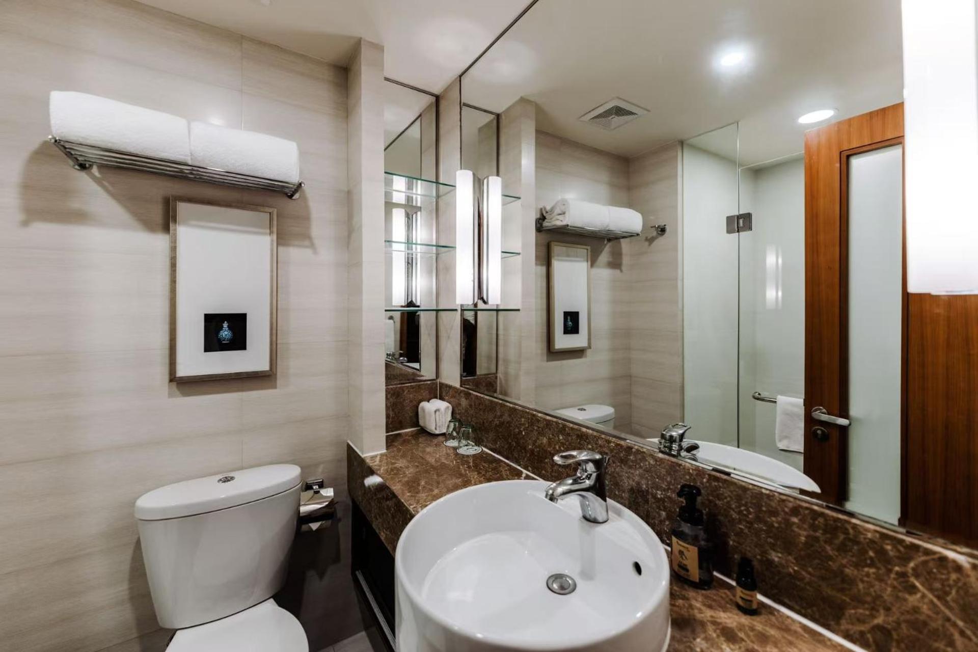 Oakwood Residence Shanghai Exterior photo